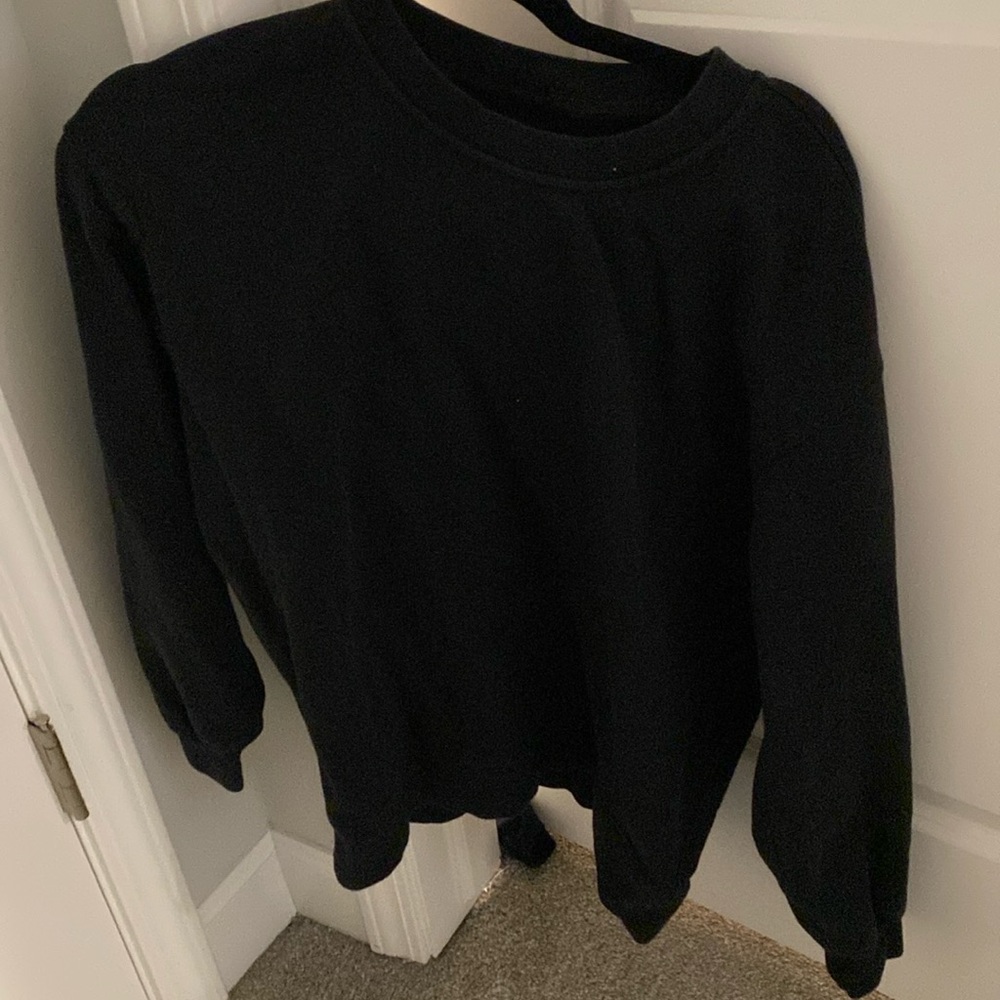 Lululemon oversized crewneck sweatshirt.